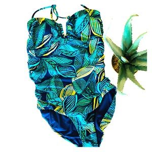 Old Navy XL SWIMSUIT 🌴